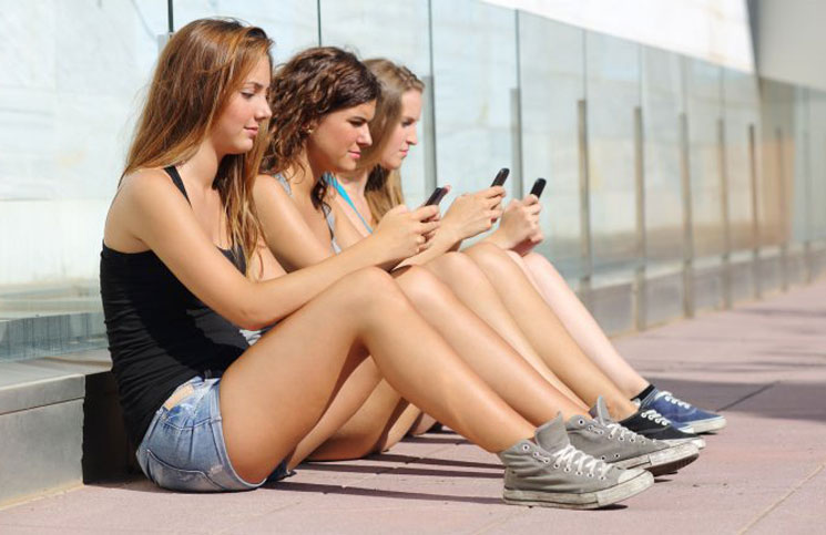 adolescencia y redes sociales